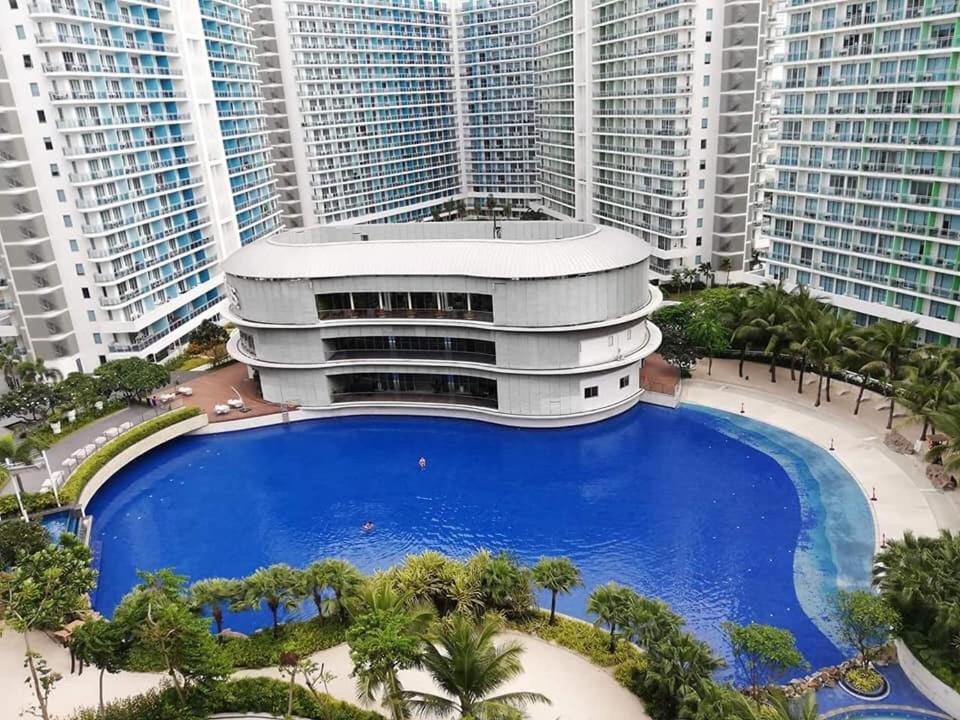Azure Urban Resort Res. Paranaque City Exterior foto